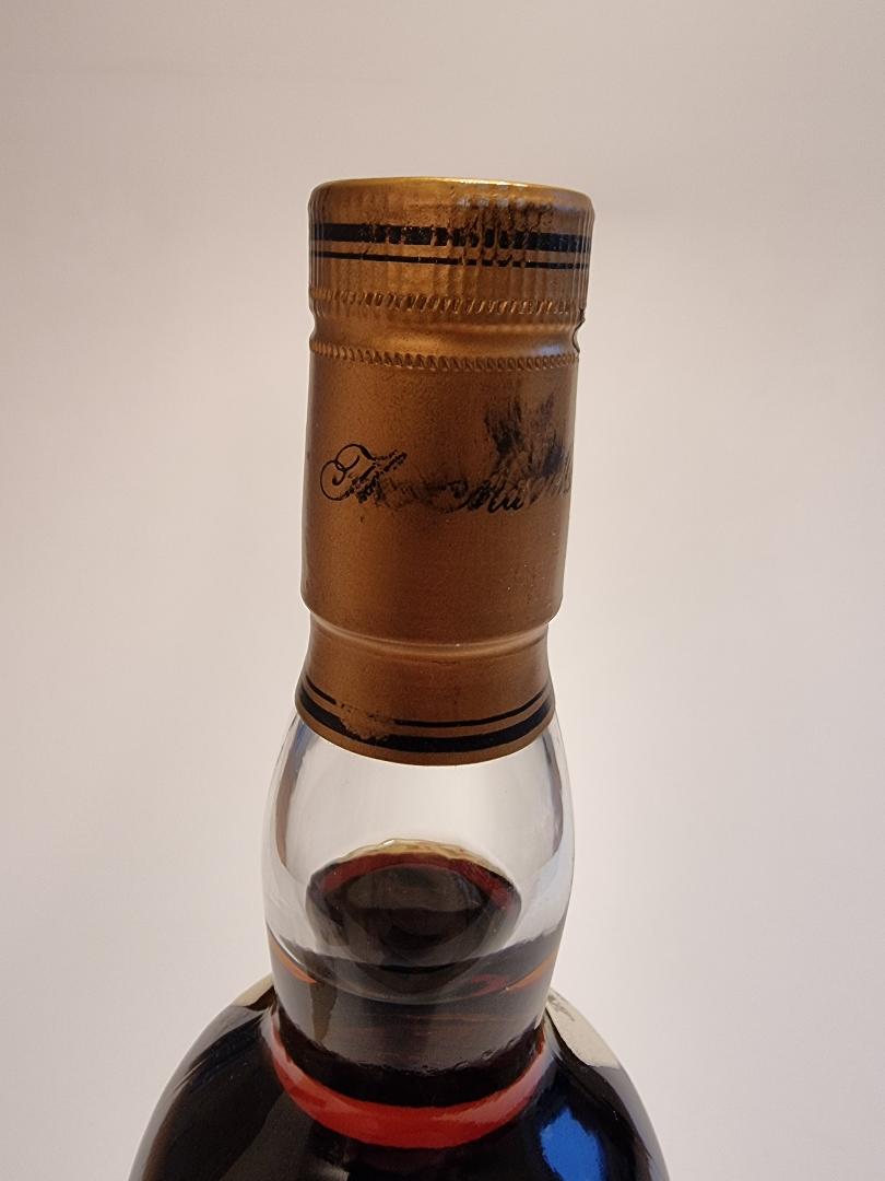 Macallan 18 Jahre - 1972 - Sherry Oak 0,7 Liter (€ 6.100 /l)